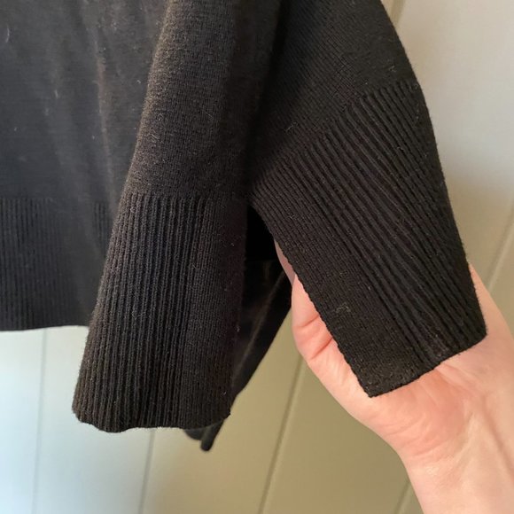 & Other Stories Mock Neck Cropped Sweater Black - Picture 7 of 7